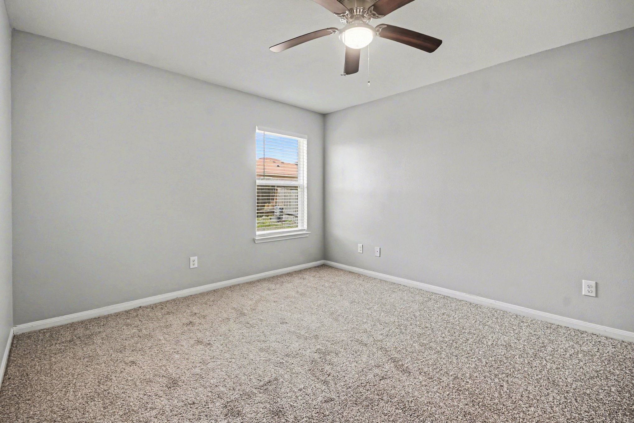 5835 Golden Cove Road Cove, TX 77523 - Photo 9 of 22