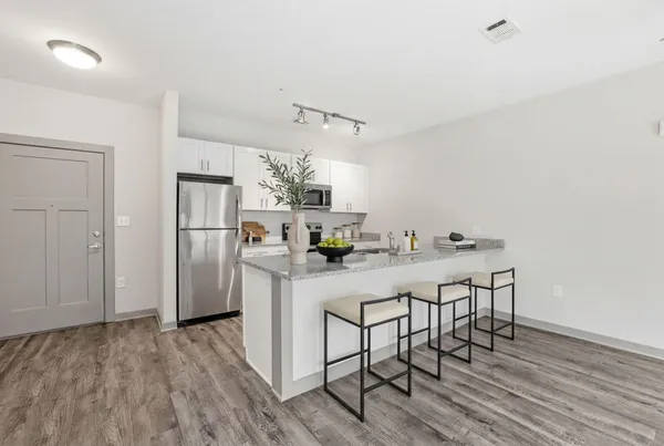 $259,000 | 782 Riverfront Parkway, Unit 307, Chattanooga, TN 37402