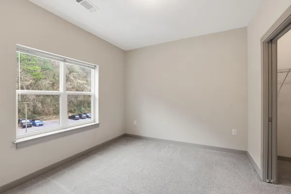 $259,000 | 782 Riverfront Parkway, Unit 307, Chattanooga, TN 37402