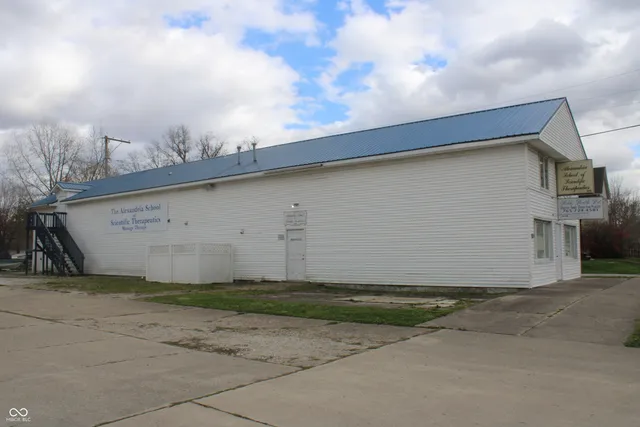 $240,000 | 809 South Harrison Street, Alexandria, IN 46001