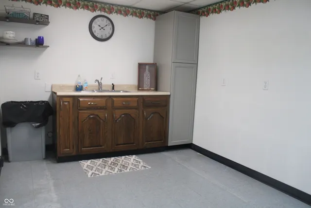 $240,000 | 809 South Harrison Street, Alexandria, IN 46001