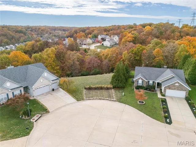 $39,900 | 11 Fox Trotter Court, High Ridge, MO 63049