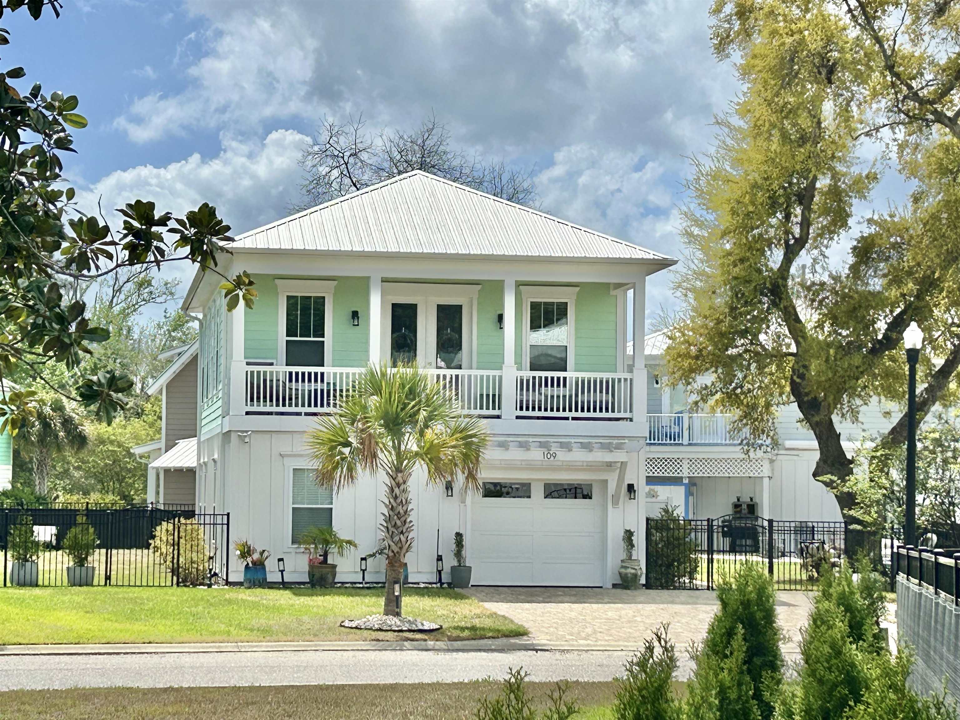 109 McIlroy Court Murrells Inlet, SC 29576 - Photo 2 of 45