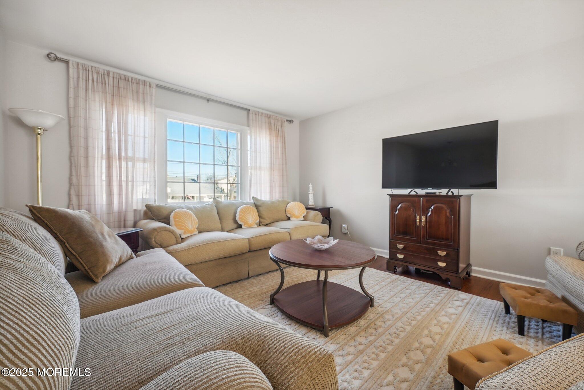 202 Yale Avenue, Unit WINTER MONTHLY RENTAL Point Pleasant Beach, NJ 08742 - Photo 2 of 17 3-web-or-mls-VMD006