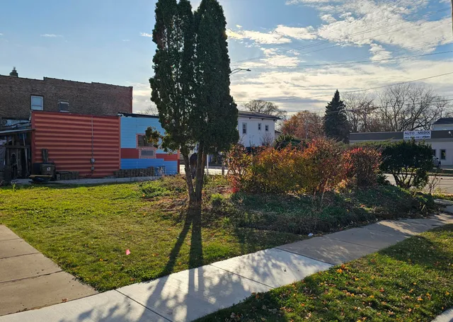 $40,000 | 823 45th Street, Kenosha, WI 53140