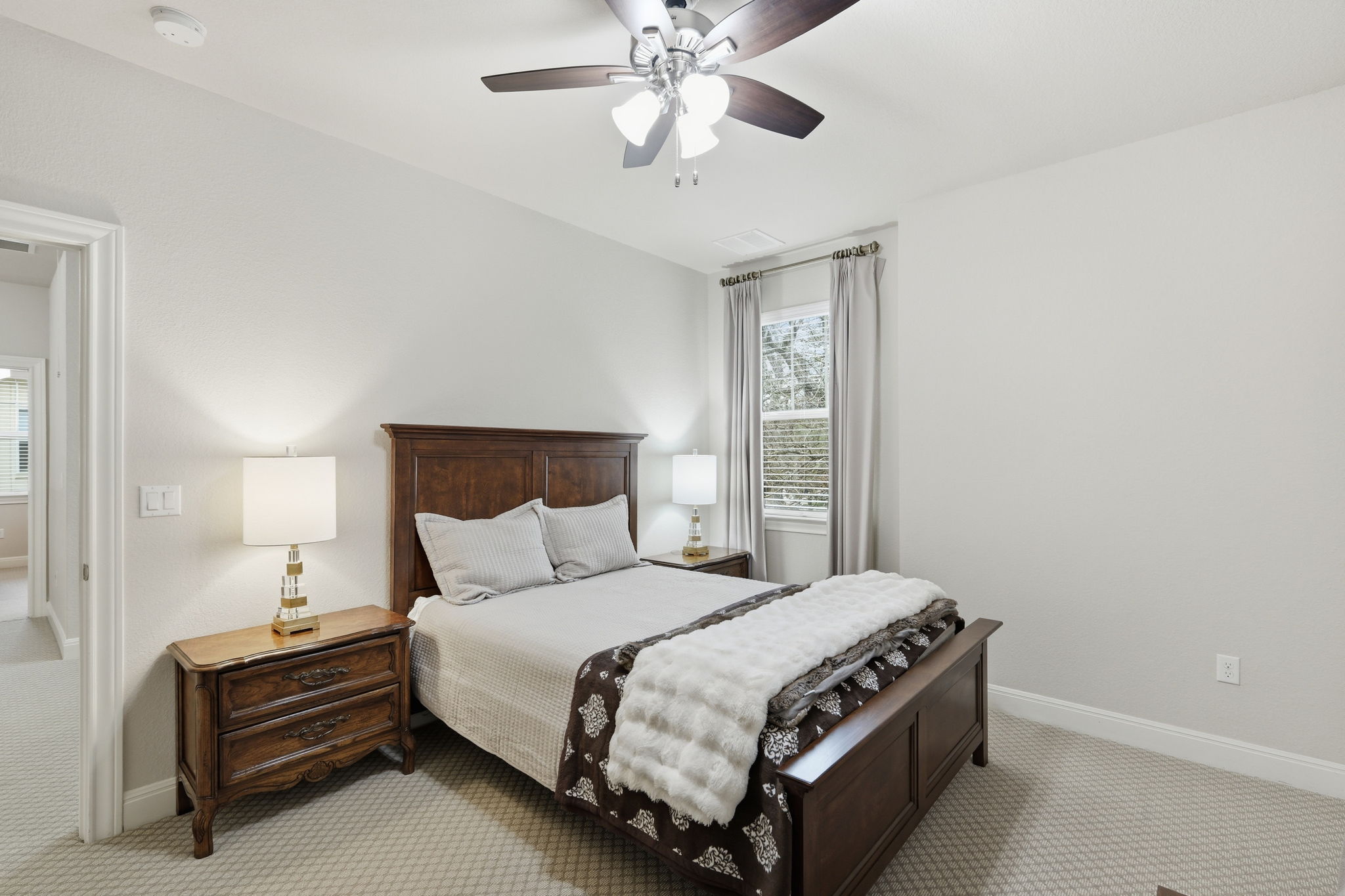 2608 Barbera Pass, Unit 90 Austin, TX 78748 - Photo 16 of 37 Secondary bedroom with walk-in closet.