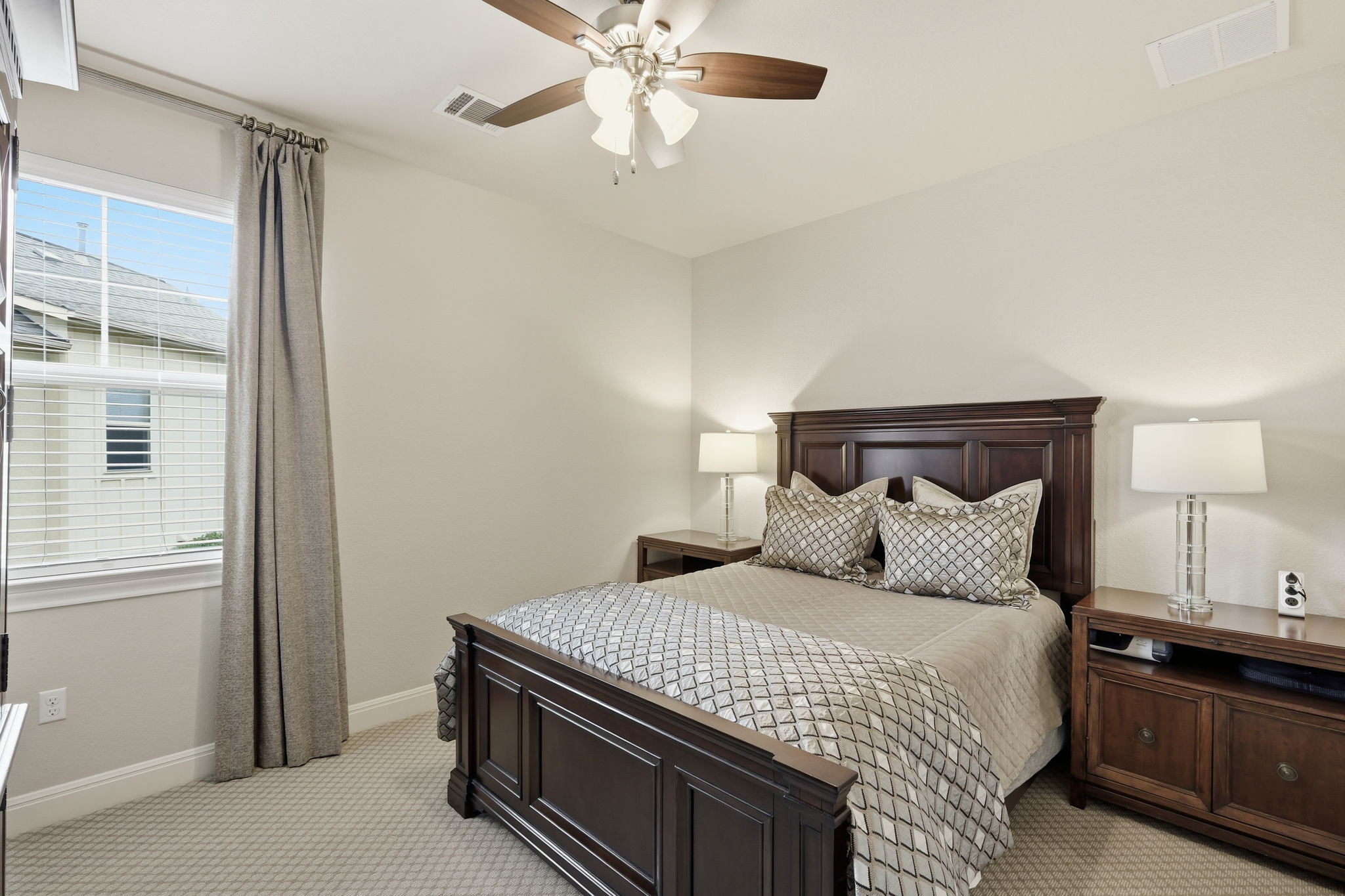 2608 Barbera Pass, Unit 90 Austin, TX 78748 - Photo 18 of 37 Another upstairs bedroom with walk-in closet.