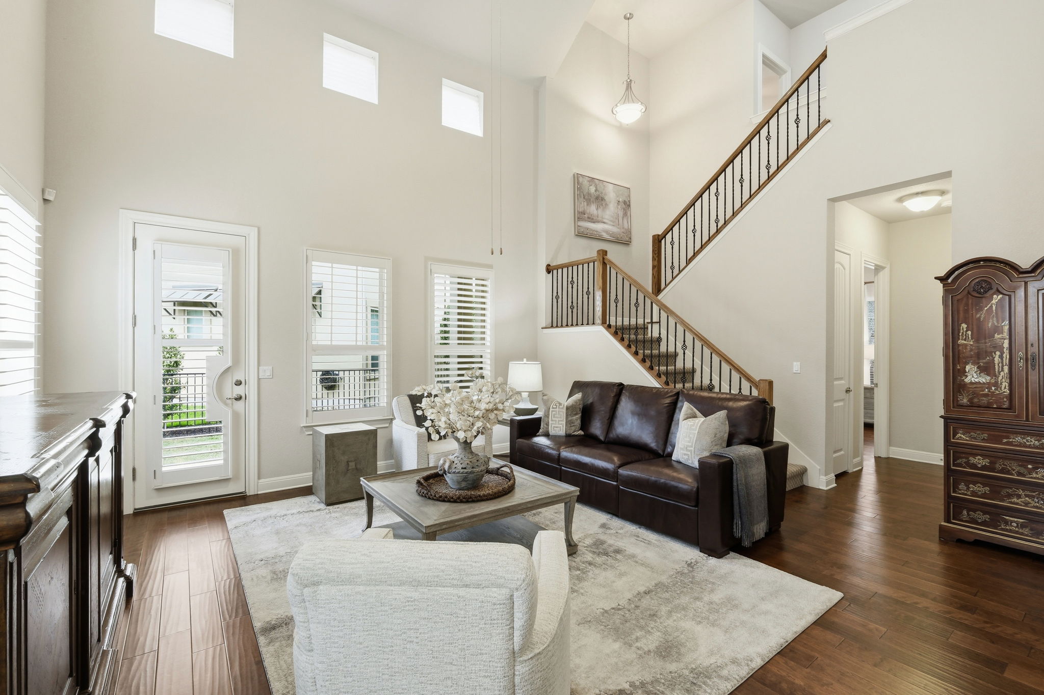 2608 Barbera Pass, Unit 90 Austin, TX 78748 - Photo 5 of 37 Grand view of the living area with soaring ceilings showing how light and bright it is.