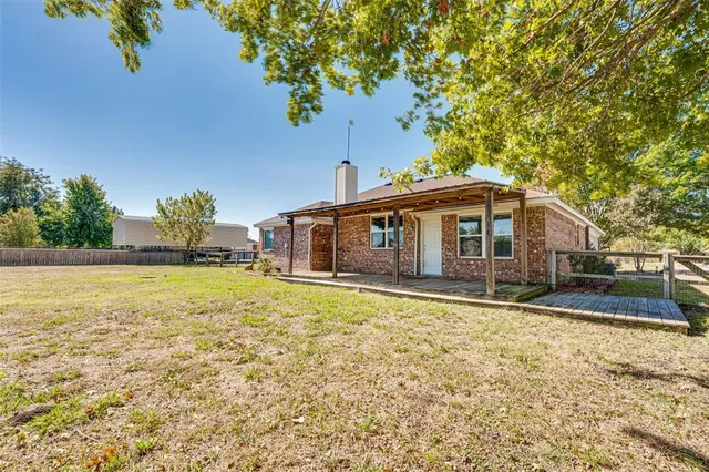 $419,900 | 2115 The Crossings Drive, Lowry Crossing, TX 75069