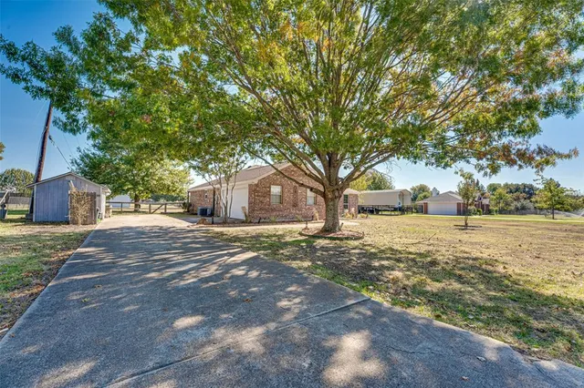 $419,900 | 2115 The Crossings Drive, Lowry Crossing, TX 75069