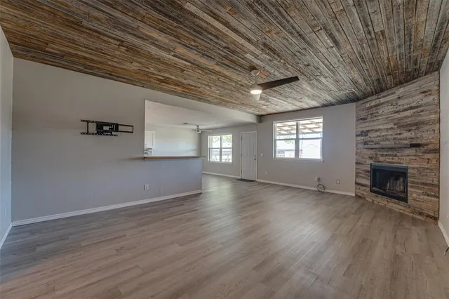 $419,900 | 2115 The Crossings Drive, Lowry Crossing, TX 75069