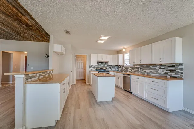 $419,900 | 2115 The Crossings Drive, Lowry Crossing, TX 75069