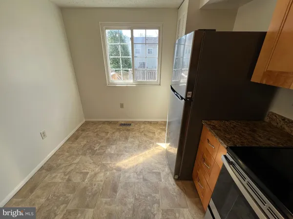 $2,695 | 7728 Havenside Terrace, Rockville, MD 20855