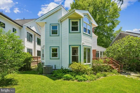 $1,300,000 | 5304 Sherrill Avenue, Chevy Chase, MD 20815