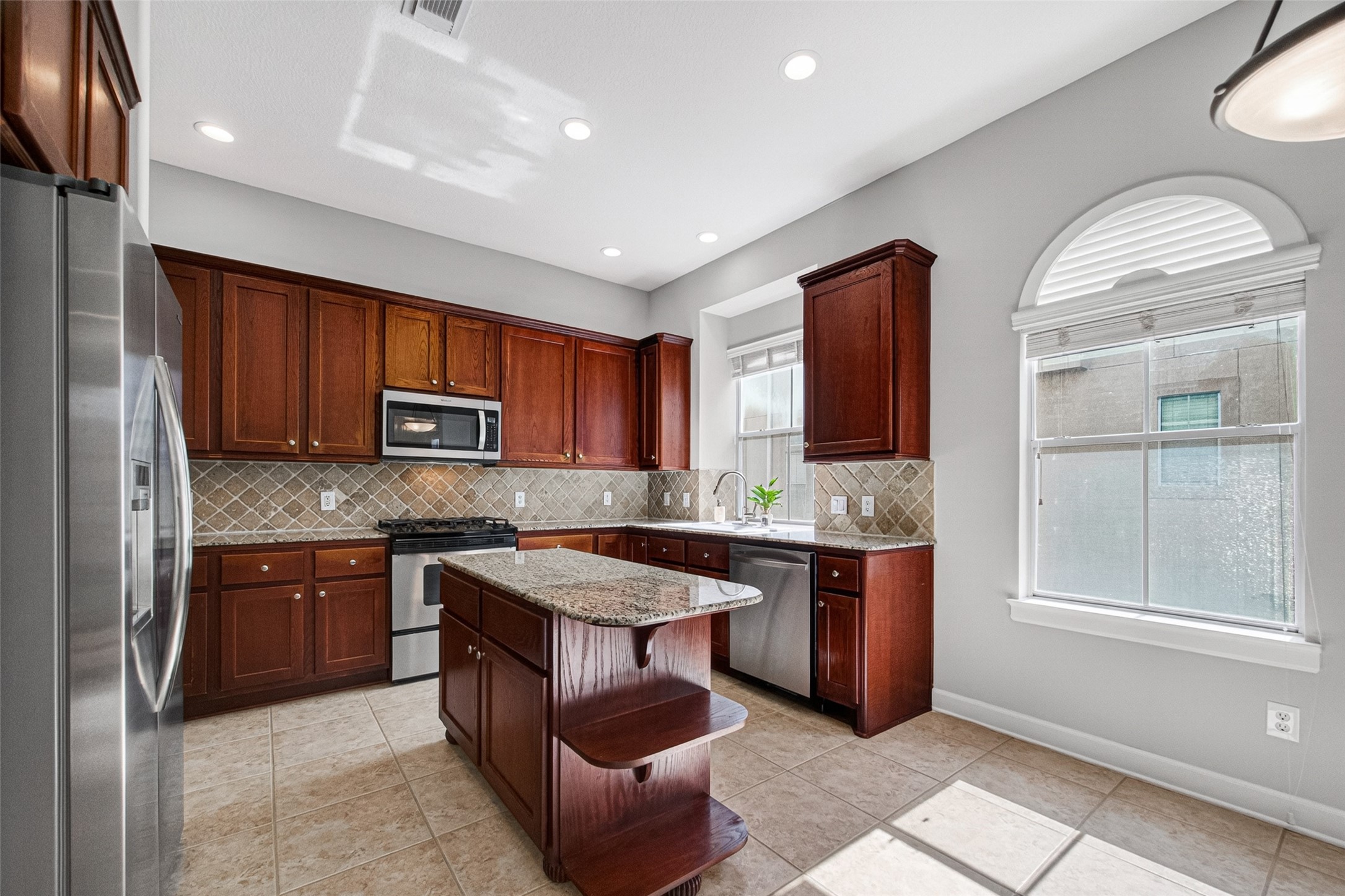 4502 Rose Street Houston, TX 77007 - Photo 22 of 40