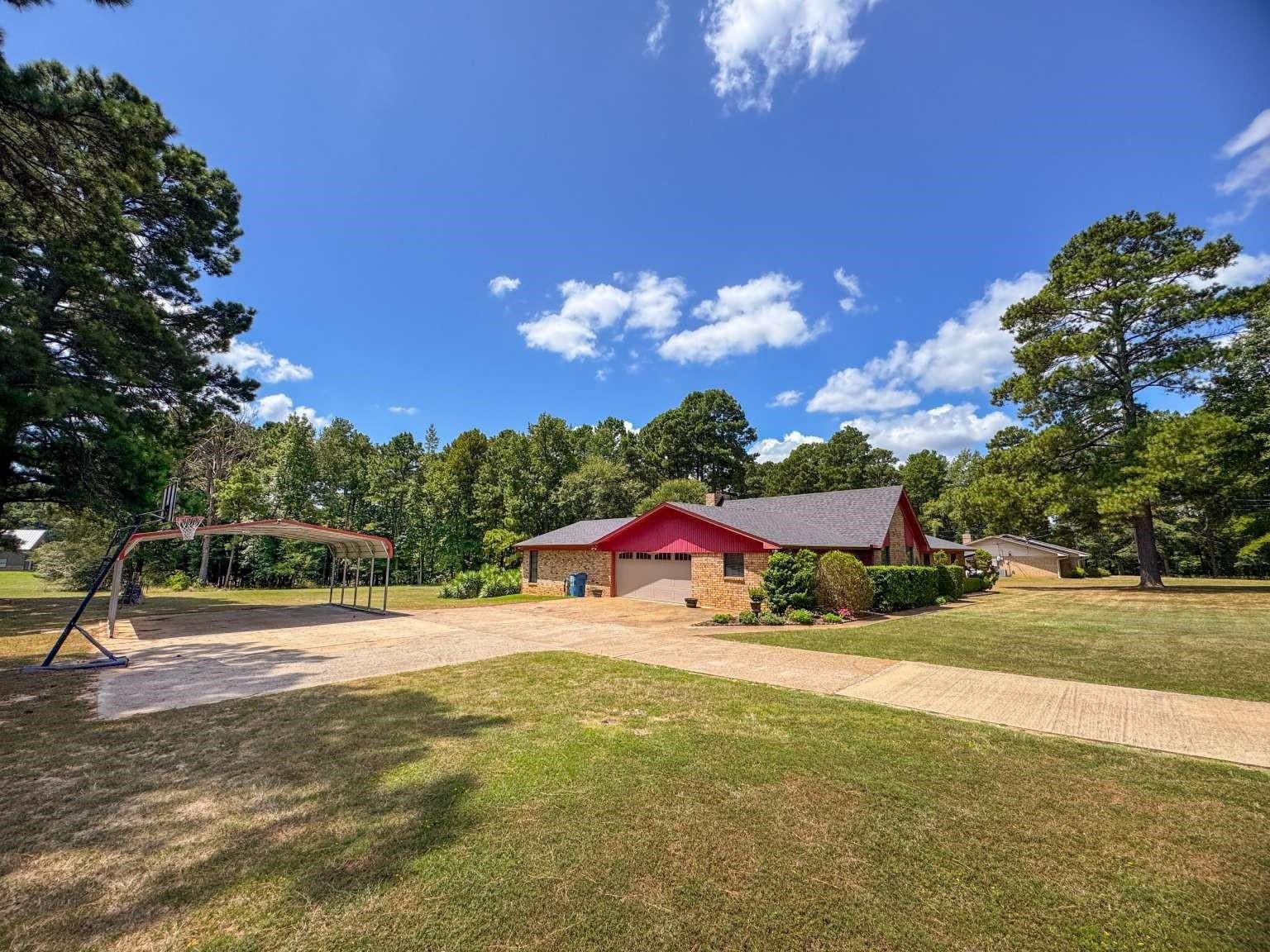 2400 Grangeway Road Marshall, TX 75672 - Photo 3 of 20 Gallery Image 3