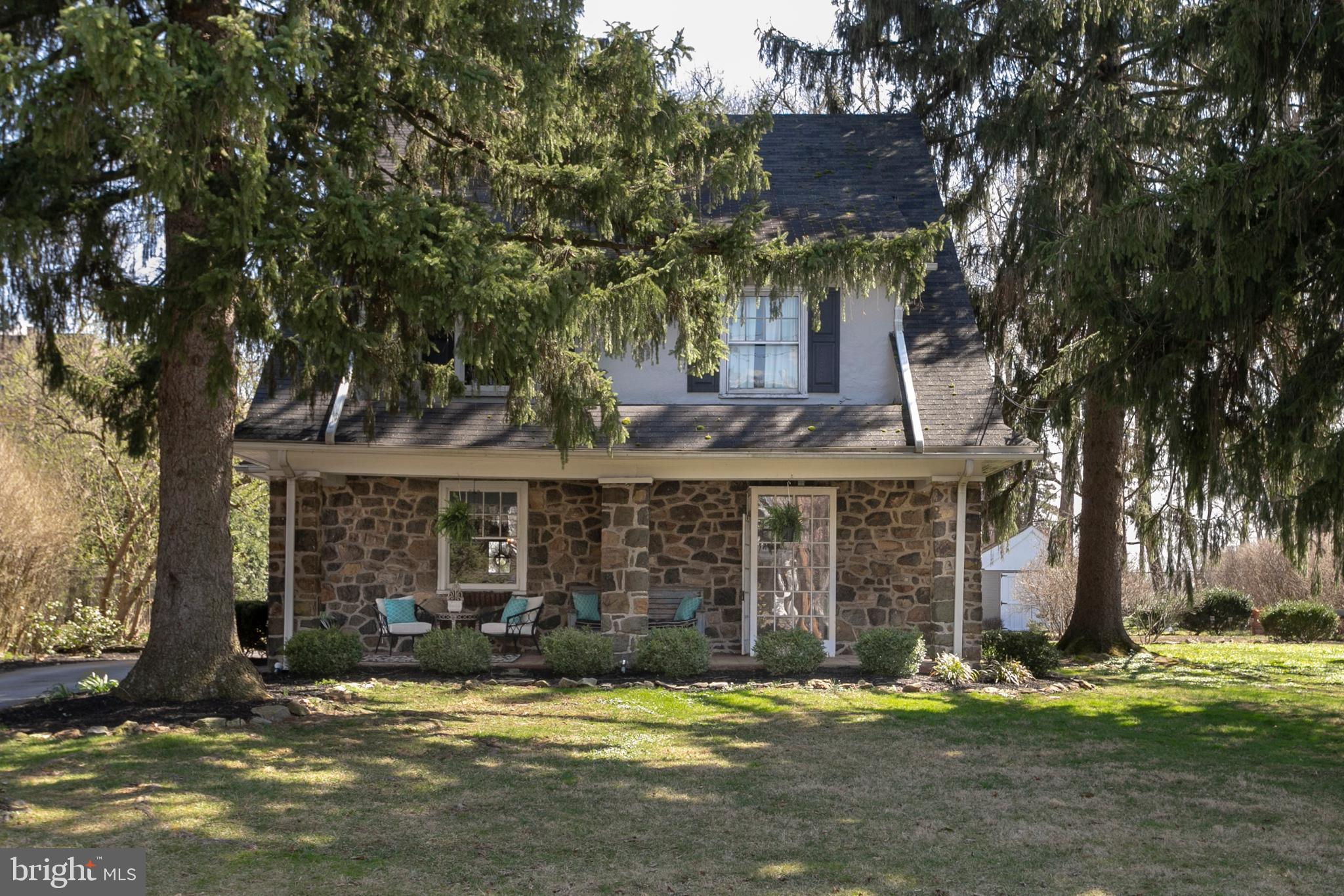 765 Conestoga Road Berwyn, PA 19312 - Photo 2 of 28