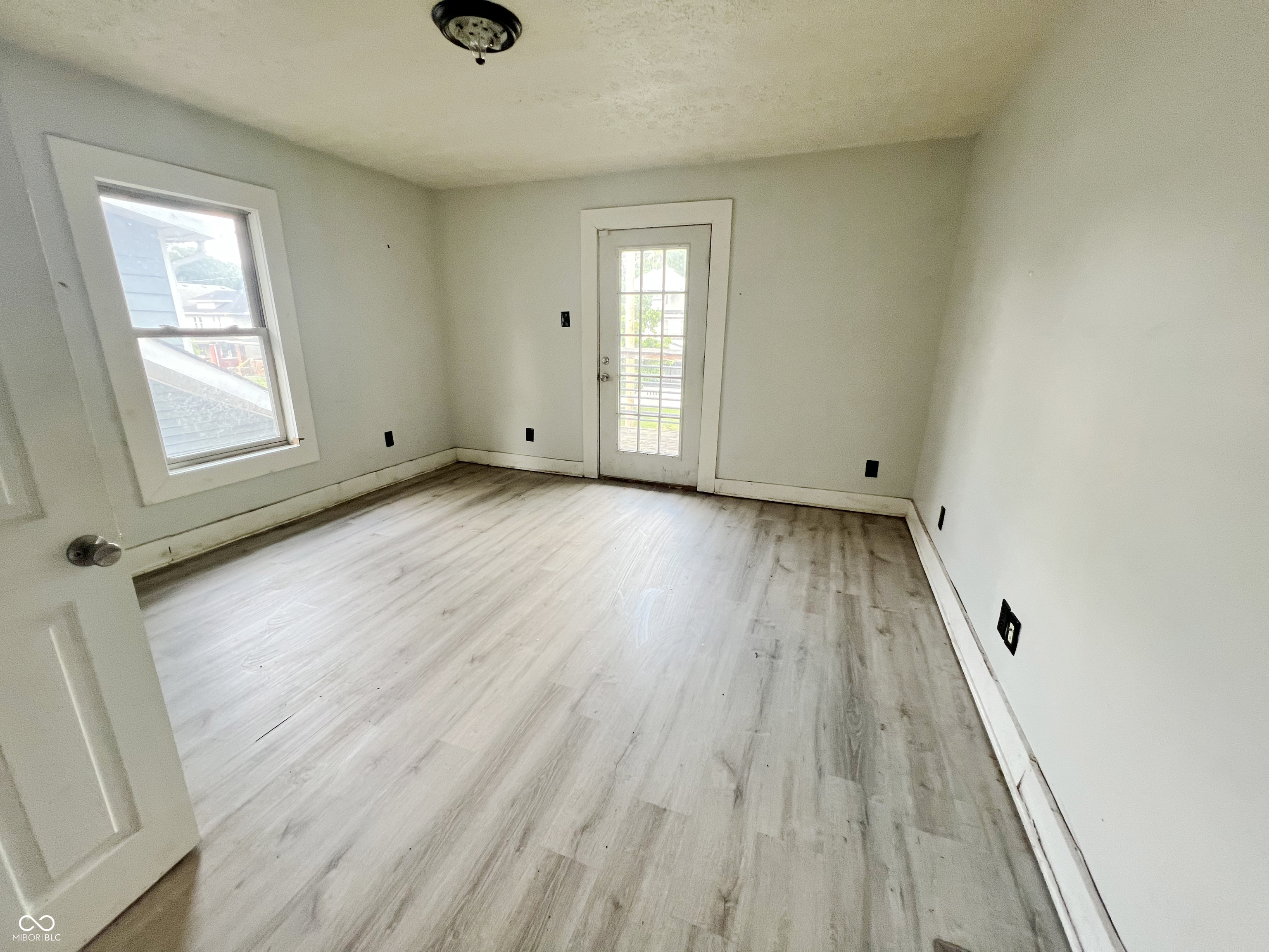 2918 Ruckle Street Indianapolis, IN 46205 - Photo 14 of 17