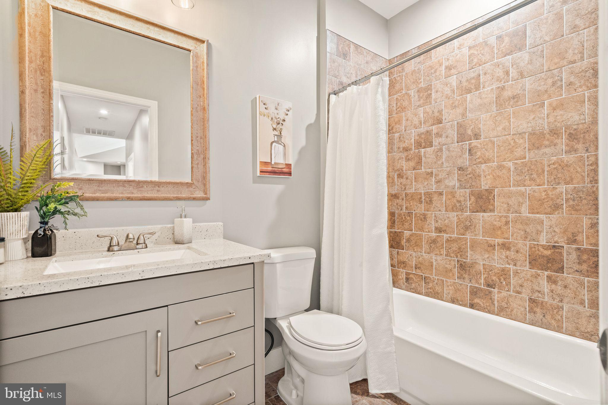 8518 Thomas Drive Manassas, VA 20110 - Photo 17 of 43