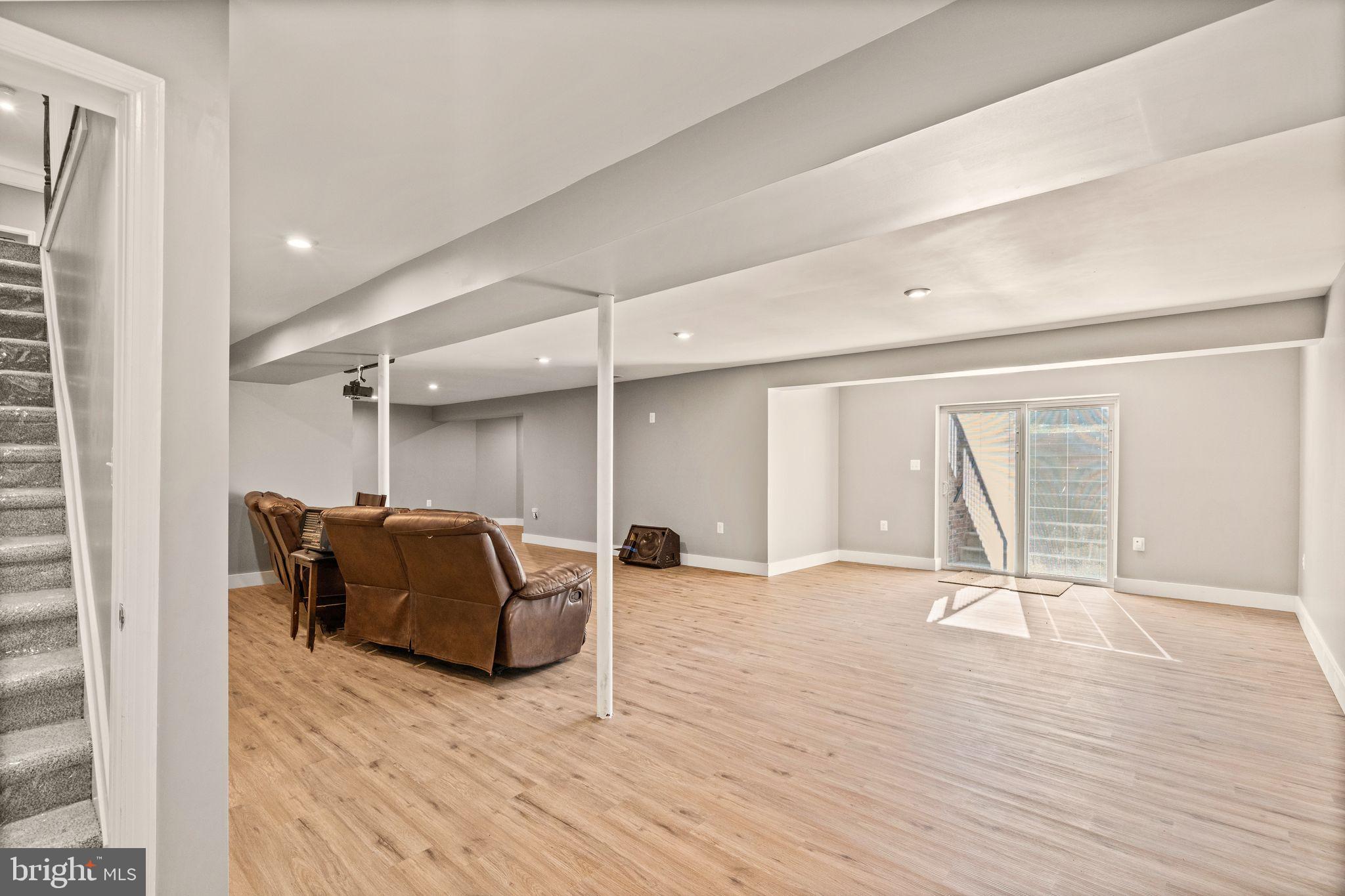 8518 Thomas Drive Manassas, VA 20110 - Photo 26 of 43