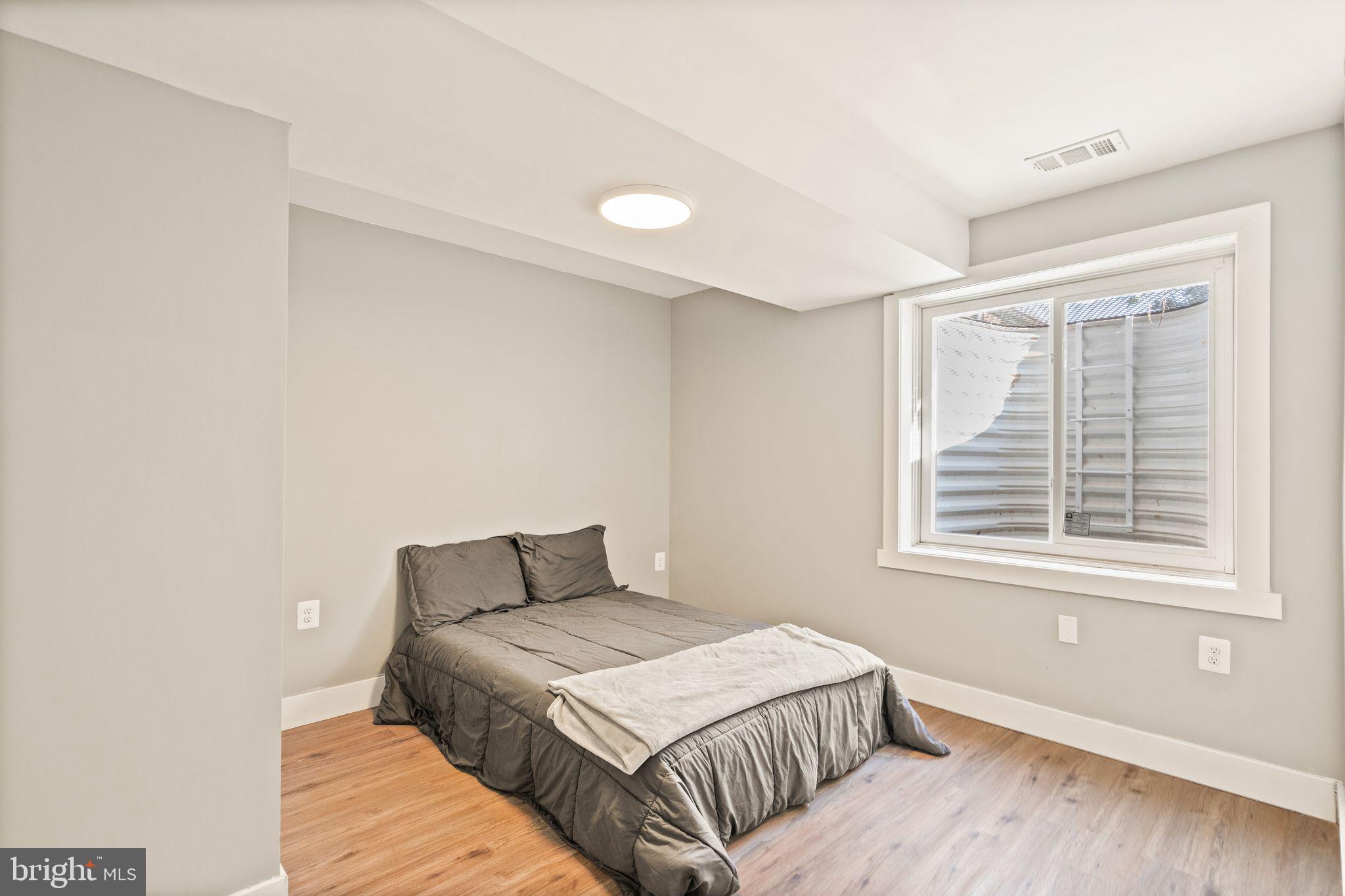 8518 Thomas Drive Manassas, VA 20110 - Photo 33 of 43