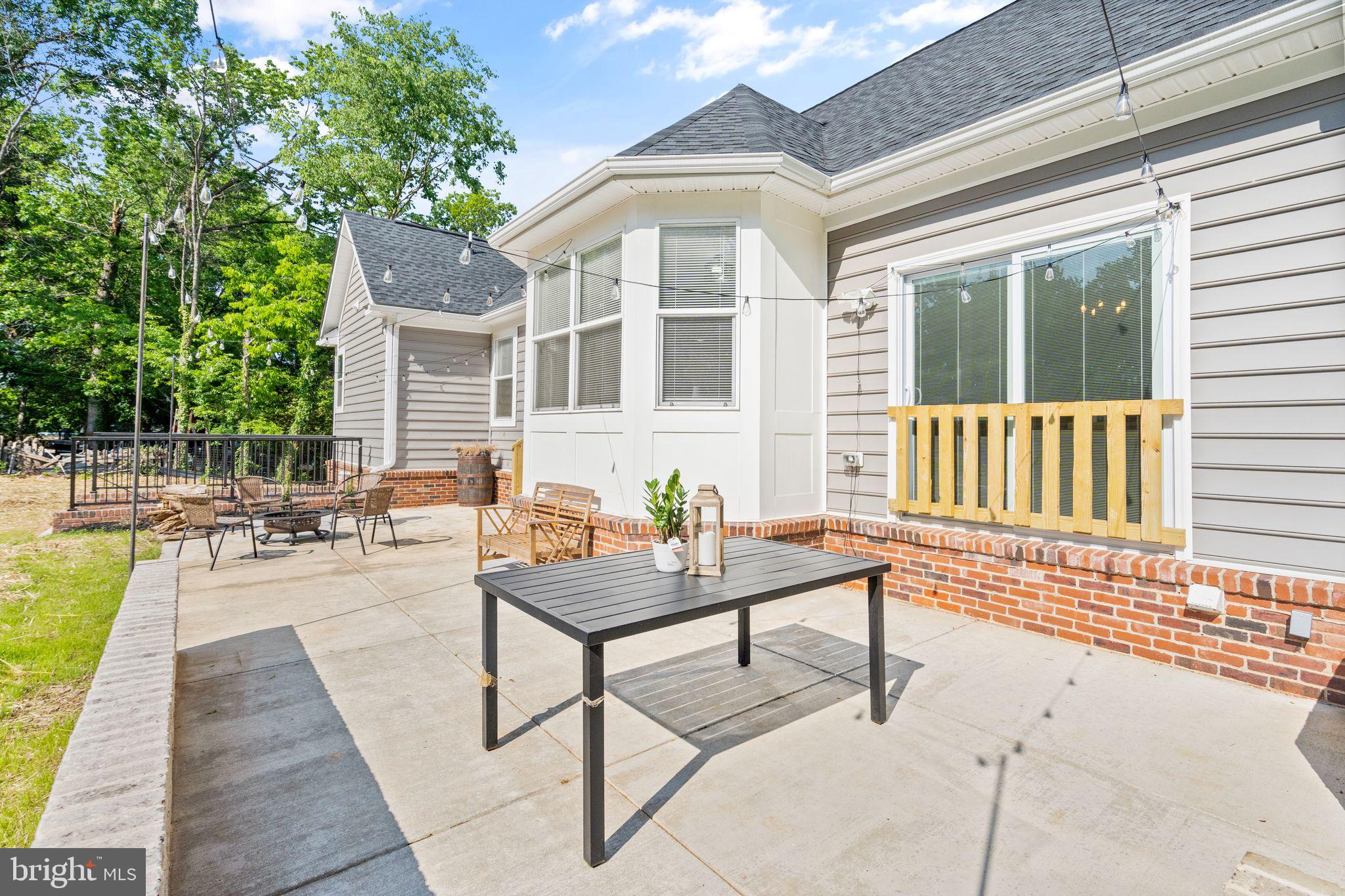 8518 Thomas Drive Manassas, VA 20110 - Photo 40 of 43