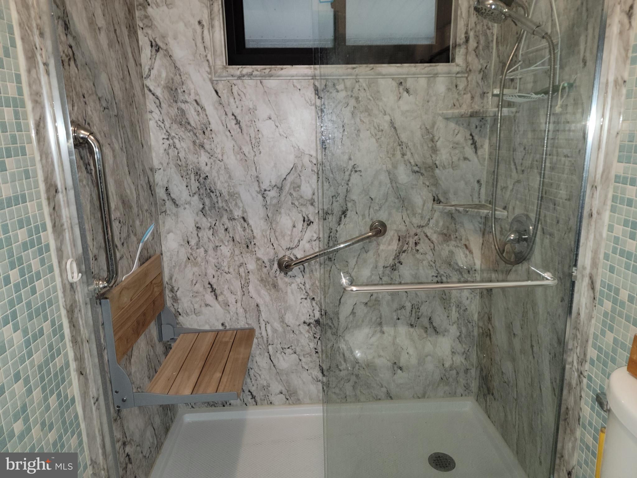 516 Columbia Avenue Temple, PA 19560 - Photo 6 of 10