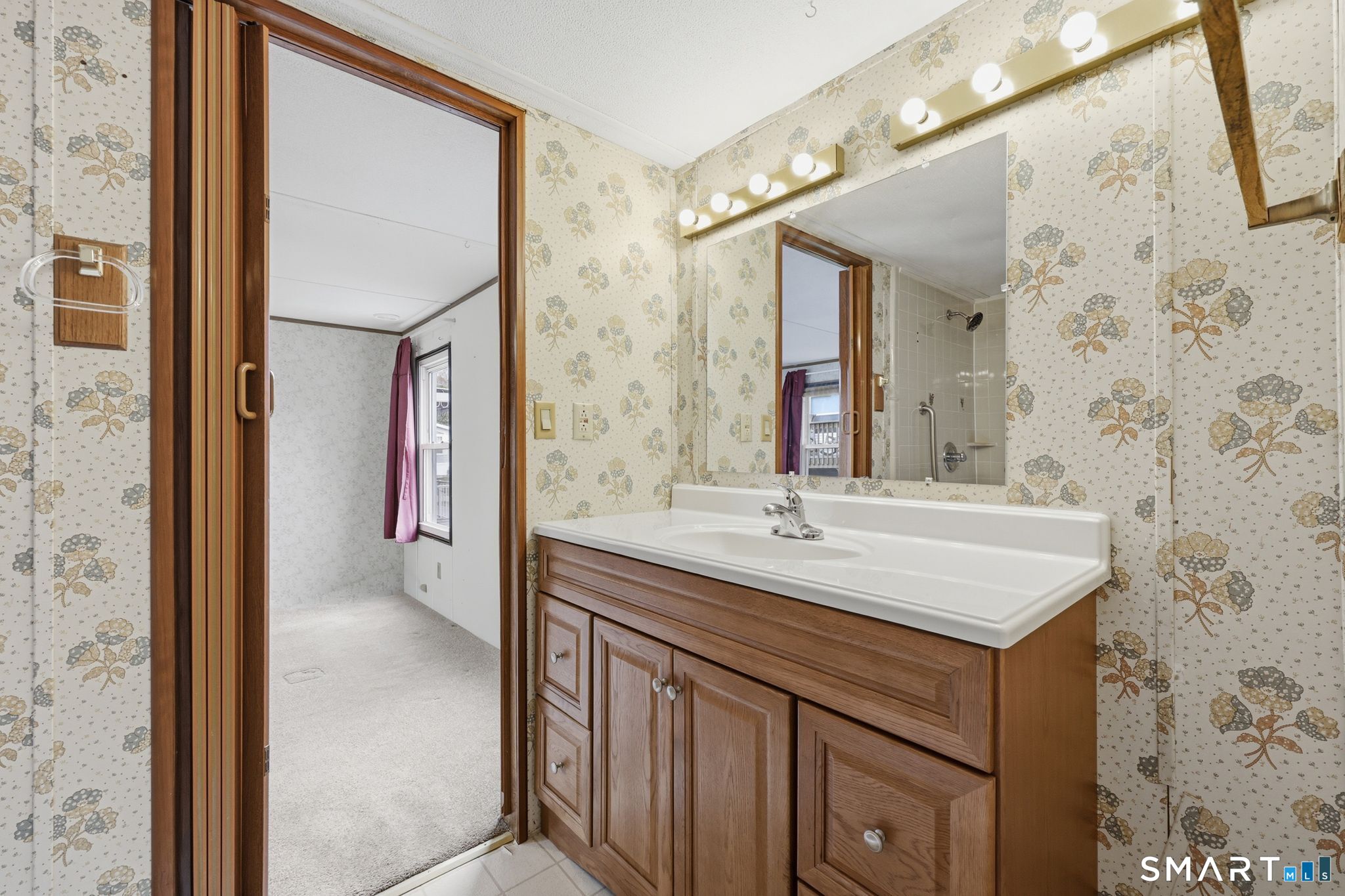 325 Kelly Road Vernon, CT 06066 - Photo 21 of 37