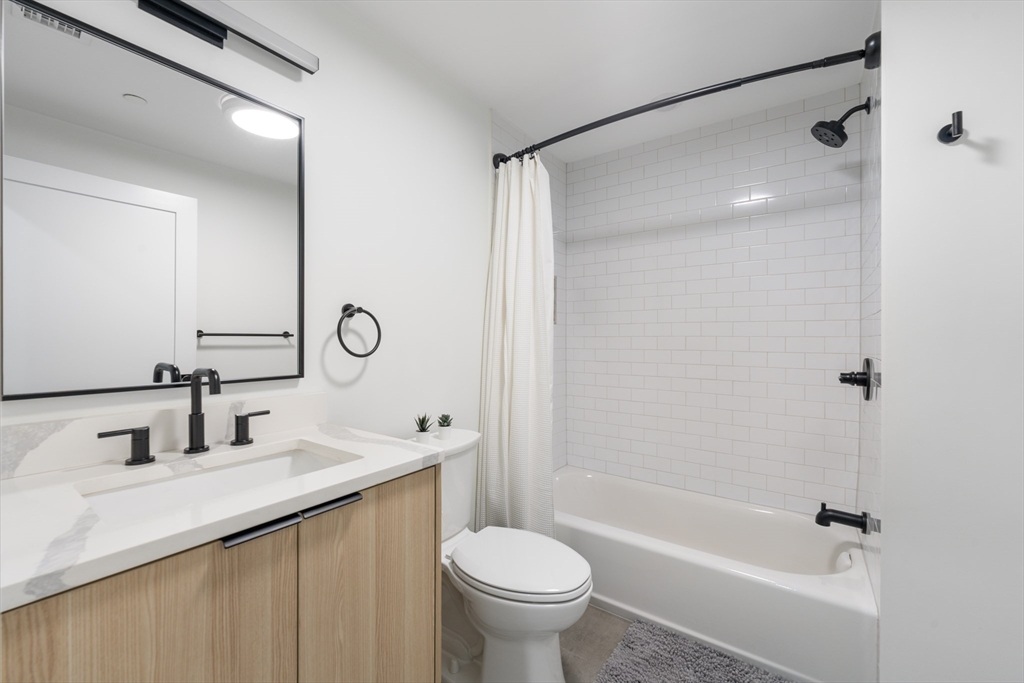 101 Condor Street, Unit 301 Boston, MA 02128 - Photo 11 of 19