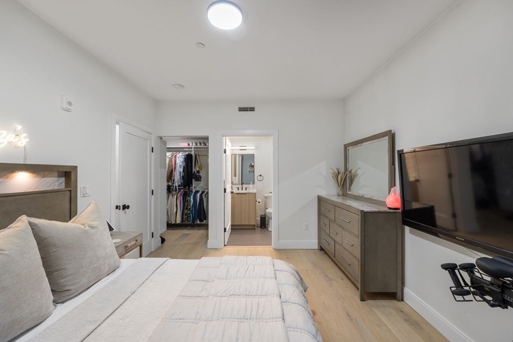 101 Condor Street, Unit 301 Boston, MA 02128 - Photo 5 of 19