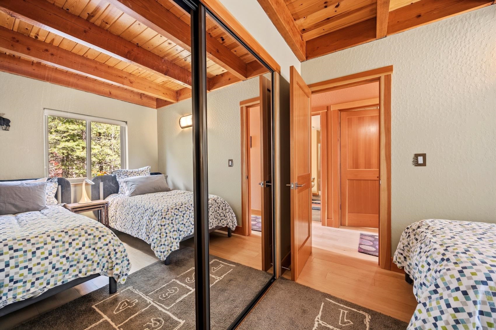 6104 Serene Road Soda Springs, CA 95728 - Photo 13 of 28