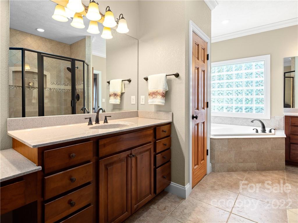 44 Parker Road Canton, NC 28716 - Photo 14 of 38 Gallery Image 14