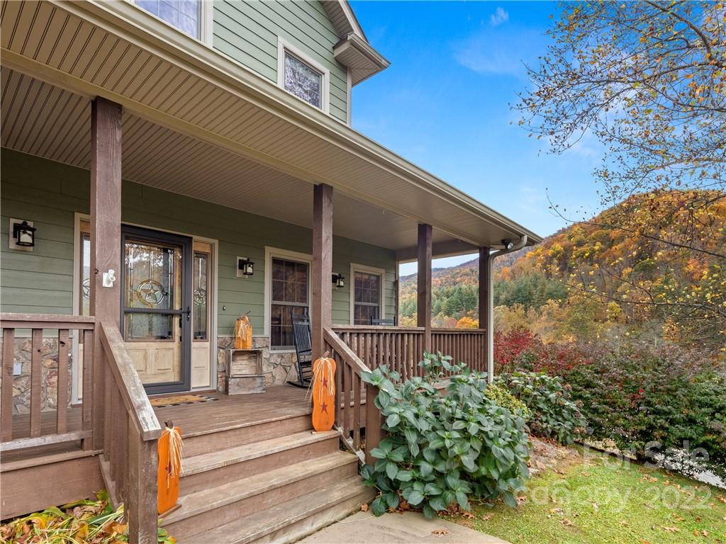 44 Parker Road Canton, NC 28716 - Photo 2 of 38 Gallery Image 2