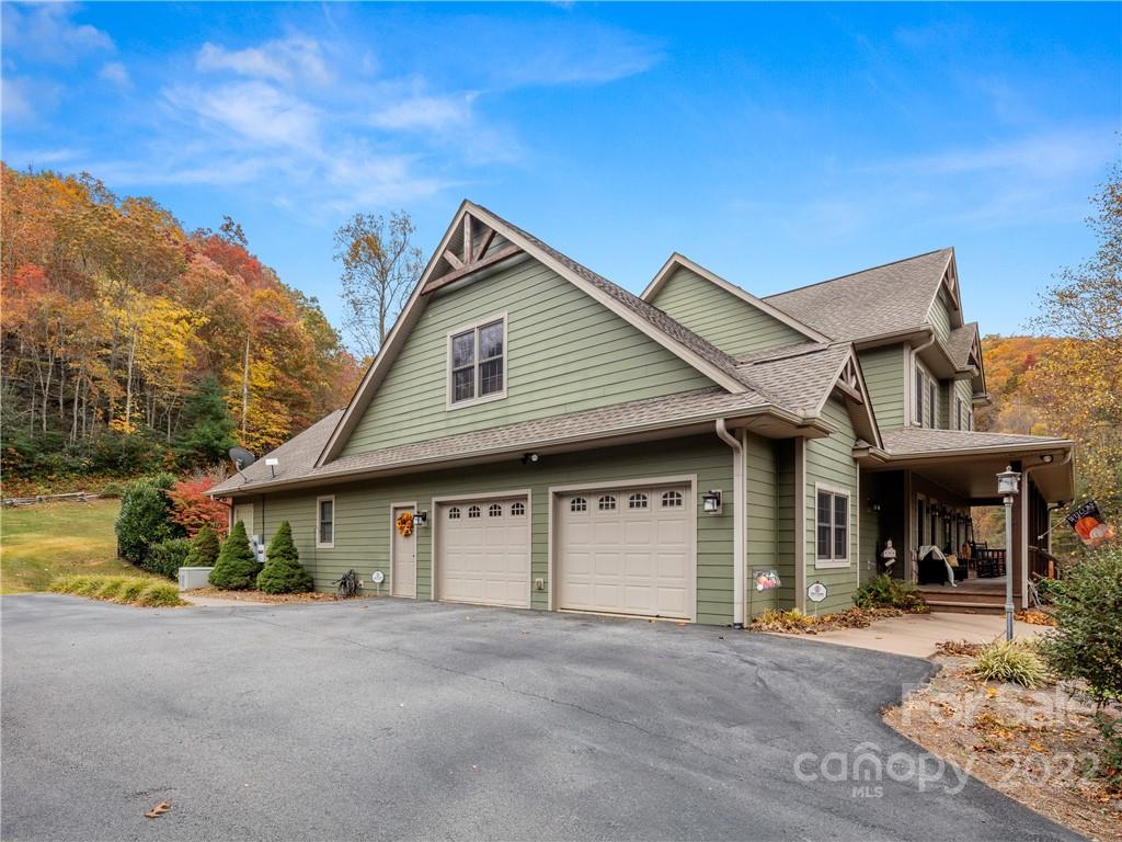 44 Parker Road Canton, NC 28716 - Photo 32 of 38 Gallery Image 32
