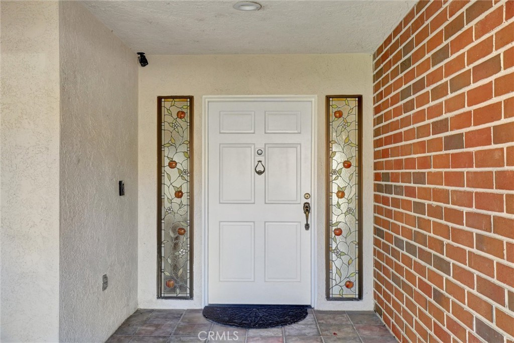 5625 Vía Junipero Serra Riverside, CA 92506 - Photo 2 of 27 Front door