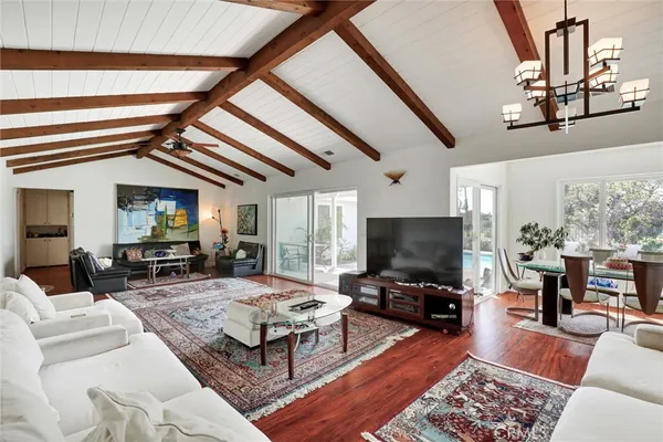 $5,600 | 5625 VÃa Junipero Serra, Riverside, CA 92506