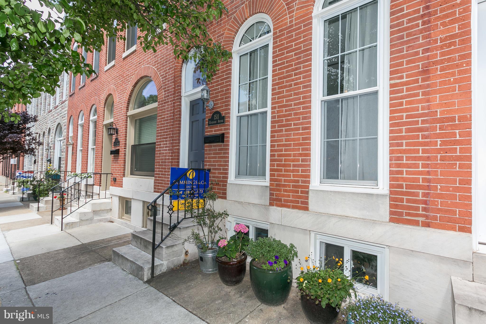 Brick & marble front