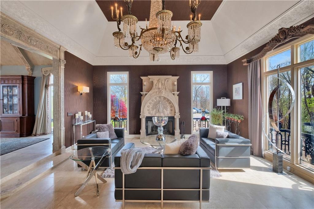 1010 Powers Run Road Pittsburgh, PA 15238 - Photo 4 of 25 Gallery Image 4