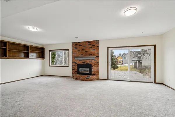 $927,500 | 3250 Williams Lane, Mound, MN 55364