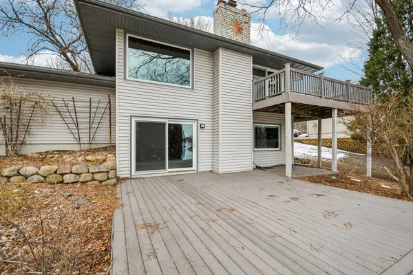 $937,500 | 3250 Williams Lane, Mound, MN 55364