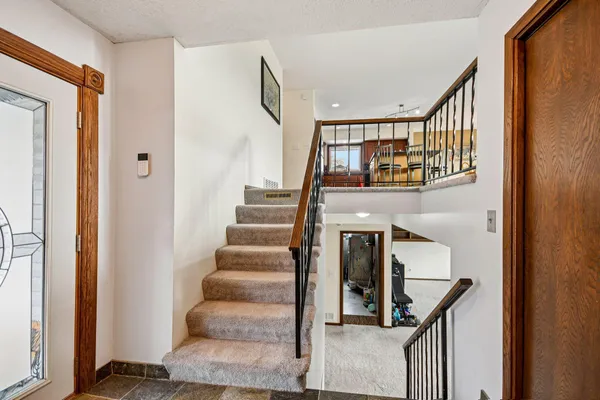$927,500 | 3250 Williams Lane, Mound, MN 55364
