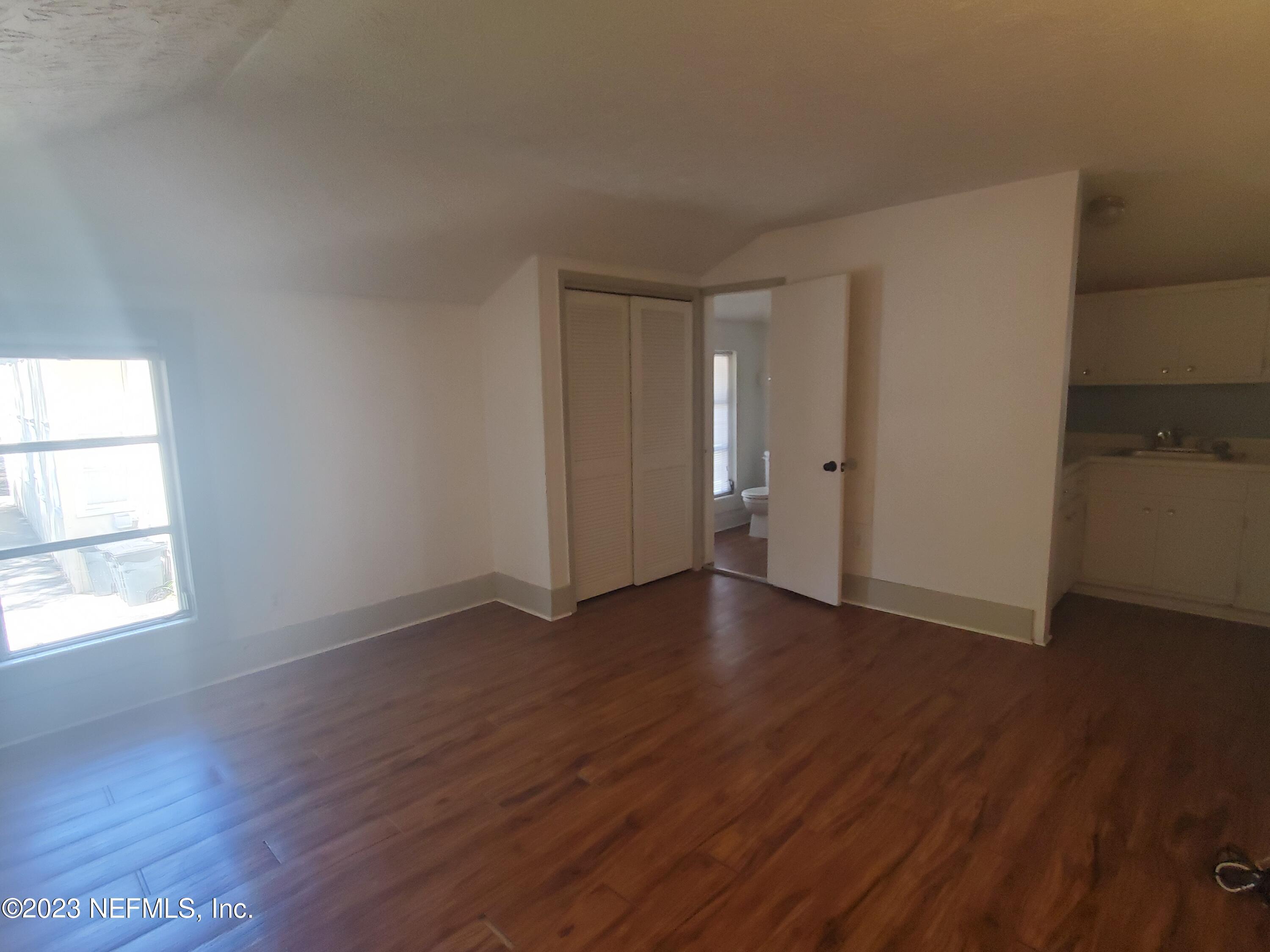 3114 Riverside Avenue Jacksonville, FL 32205 - Photo 2 of 17 living area1