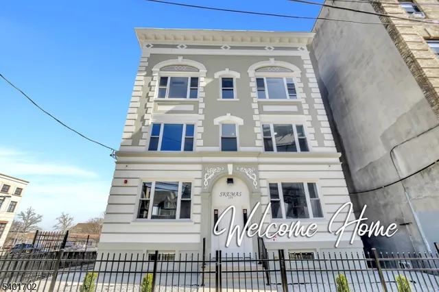 $1,800 | 155 Clifton Avenue, Newark, NJ 07104