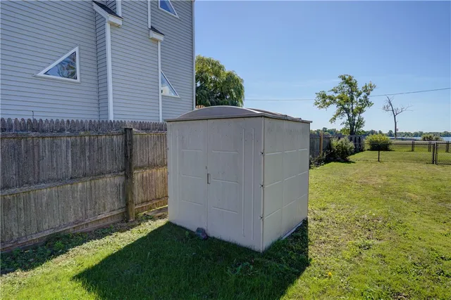 $174,900 | 2331 Edgemere Drive, Greece, NY 14612