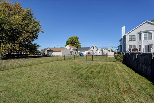 $174,900 | 2331 Edgemere Drive, Greece, NY 14612