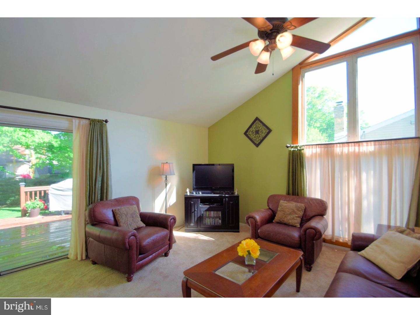 171 Windmill Road Willow Grove, PA 19090 - Photo 5 of 25 Gallery Image 5