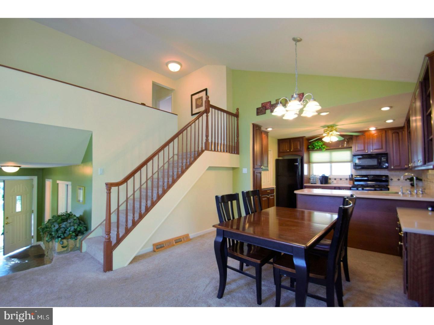171 Windmill Road Willow Grove, PA 19090 - Photo 6 of 25 Gallery Image 6
