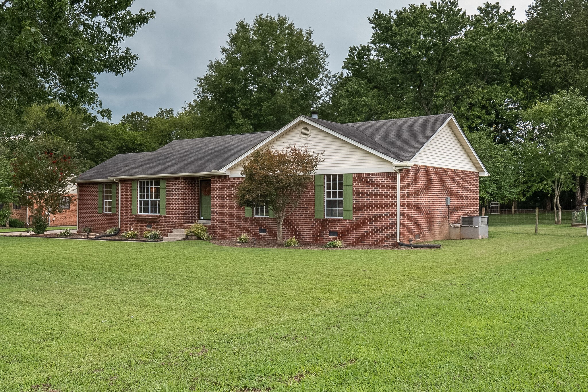 1114 Kathryn Road Mount Juliet, TN 37122 - Photo 2 of 31 Gallery Image 2