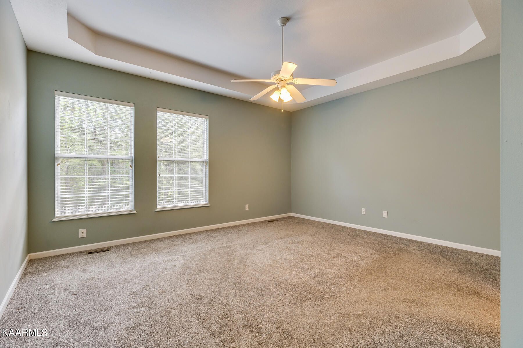 1131 Garrison Ridge Boulevard Knoxville, TN 37922 - Photo 19 of 35 019