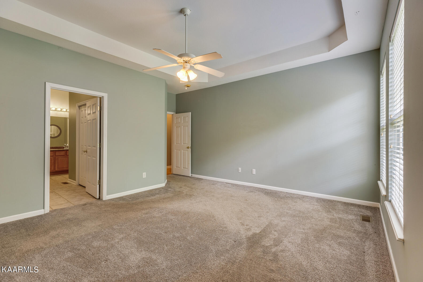 1131 Garrison Ridge Boulevard Knoxville, TN 37922 - Photo 21 of 35 021